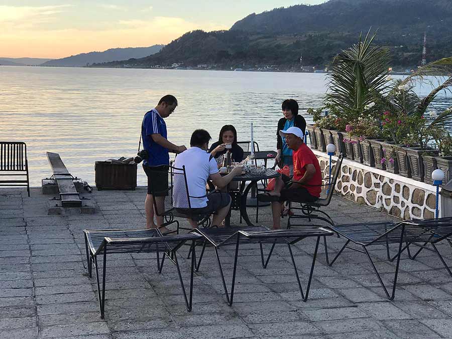 Lake Toba holiday with family and friends