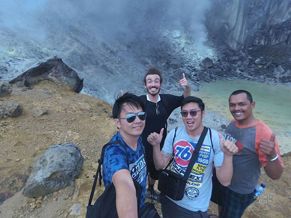 mount sibayak trek